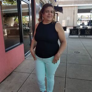 Meet your Posher, Maria elena